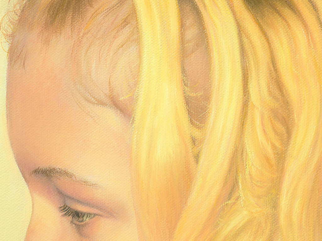 detail gezicht Lisa, met haar opvallend gouden haar op de voorgrond. detail face Lisa, with her strikingly coloured golden hair.